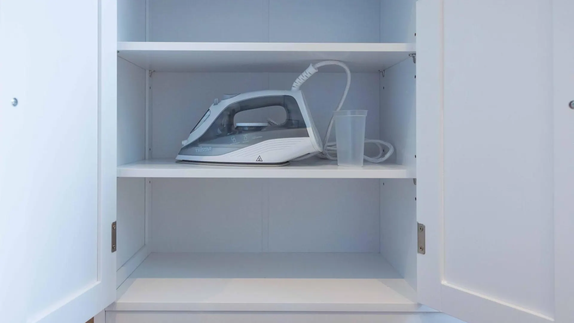 Apartment Schillerapartment Hof, Kueche, 24H Digital-Checkin, Parkplatz, Wlan250Mbit Hof