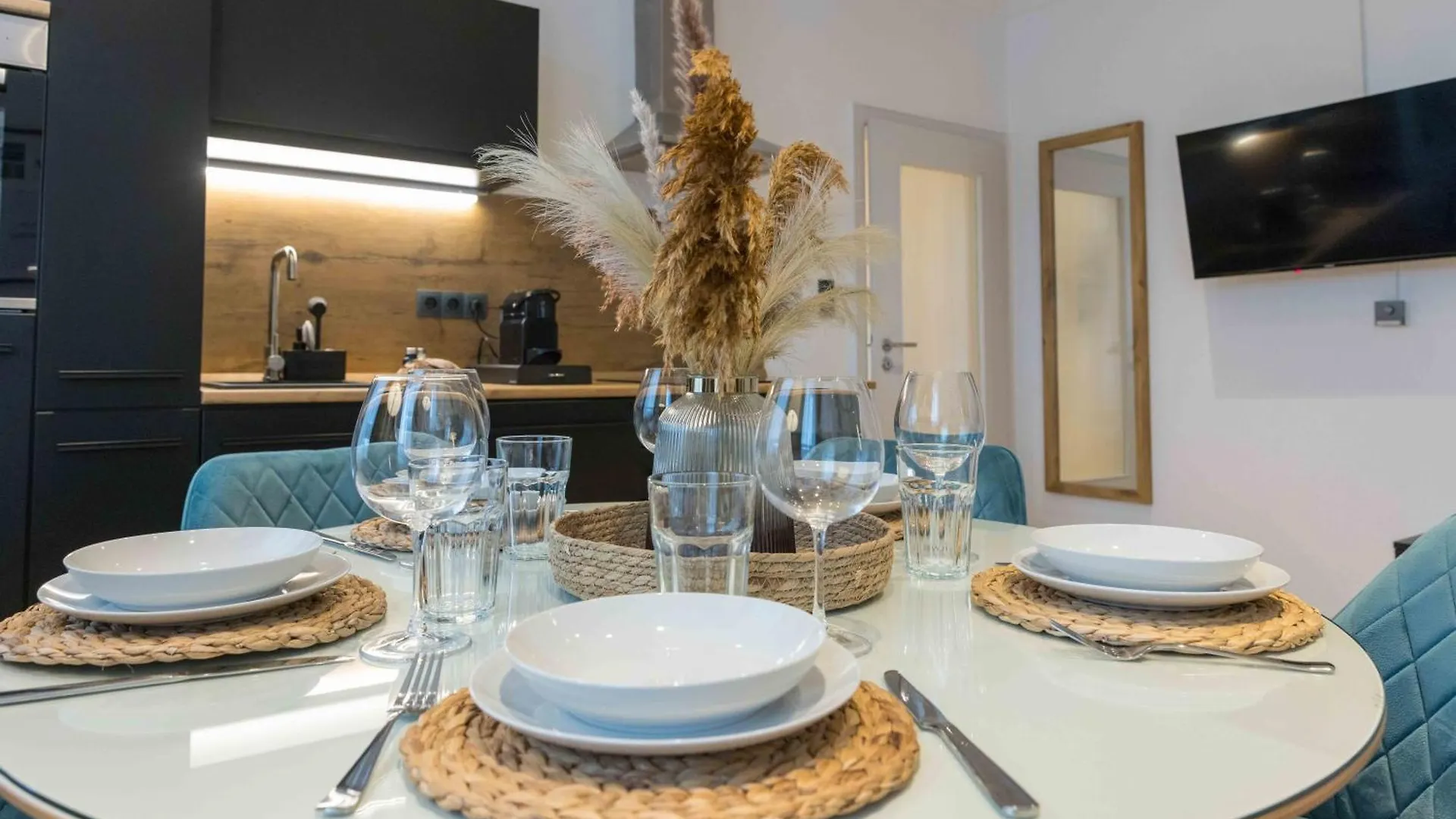 Schillerapartment Hof, Kueche, 24H Digital-Checkin, Parkplatz, Wlan250Mbit Hof  Deutschland