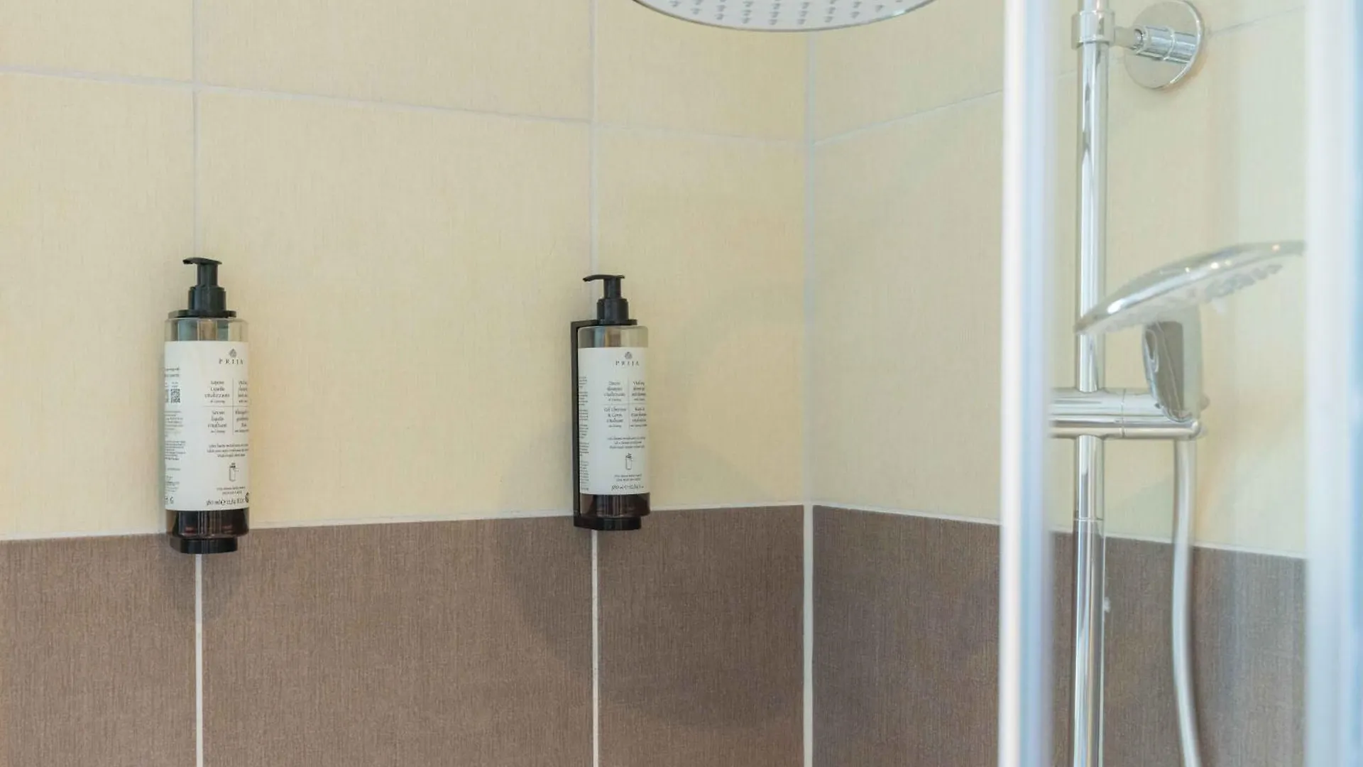 Schillerapartment Hof, Kueche, 24H Digital-Checkin, Parkplatz, Wlan250Mbit Hof  Apartment Hof (Bavaria)