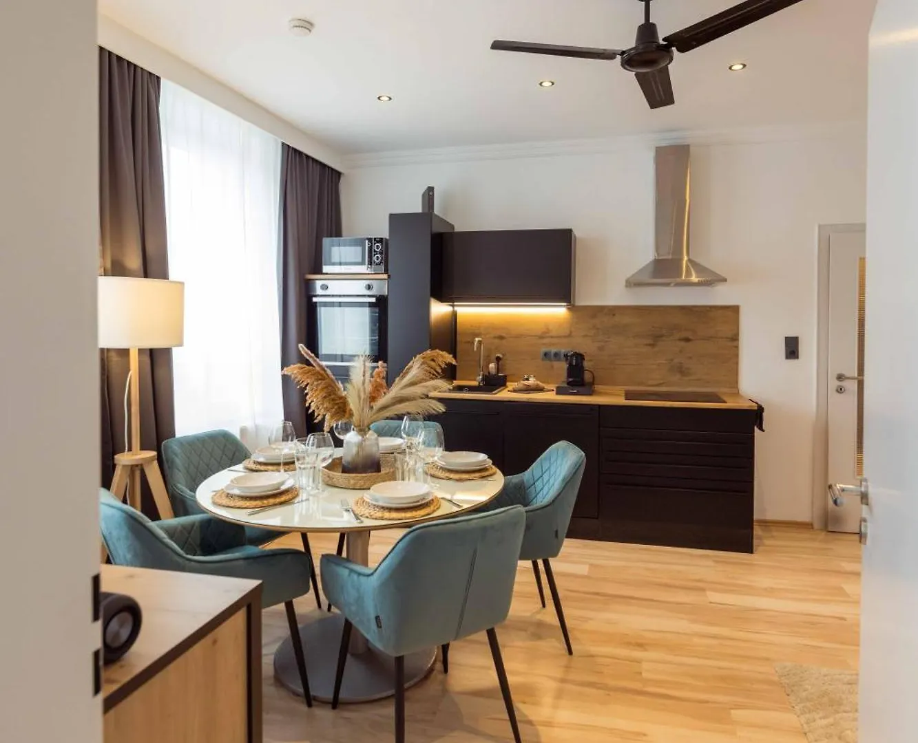 Schillerapartment Hof, Kueche, 24H Digital-Checkin, Parkplatz, Wlan250Mbit Hof  Apartment Hof (Bavaria)