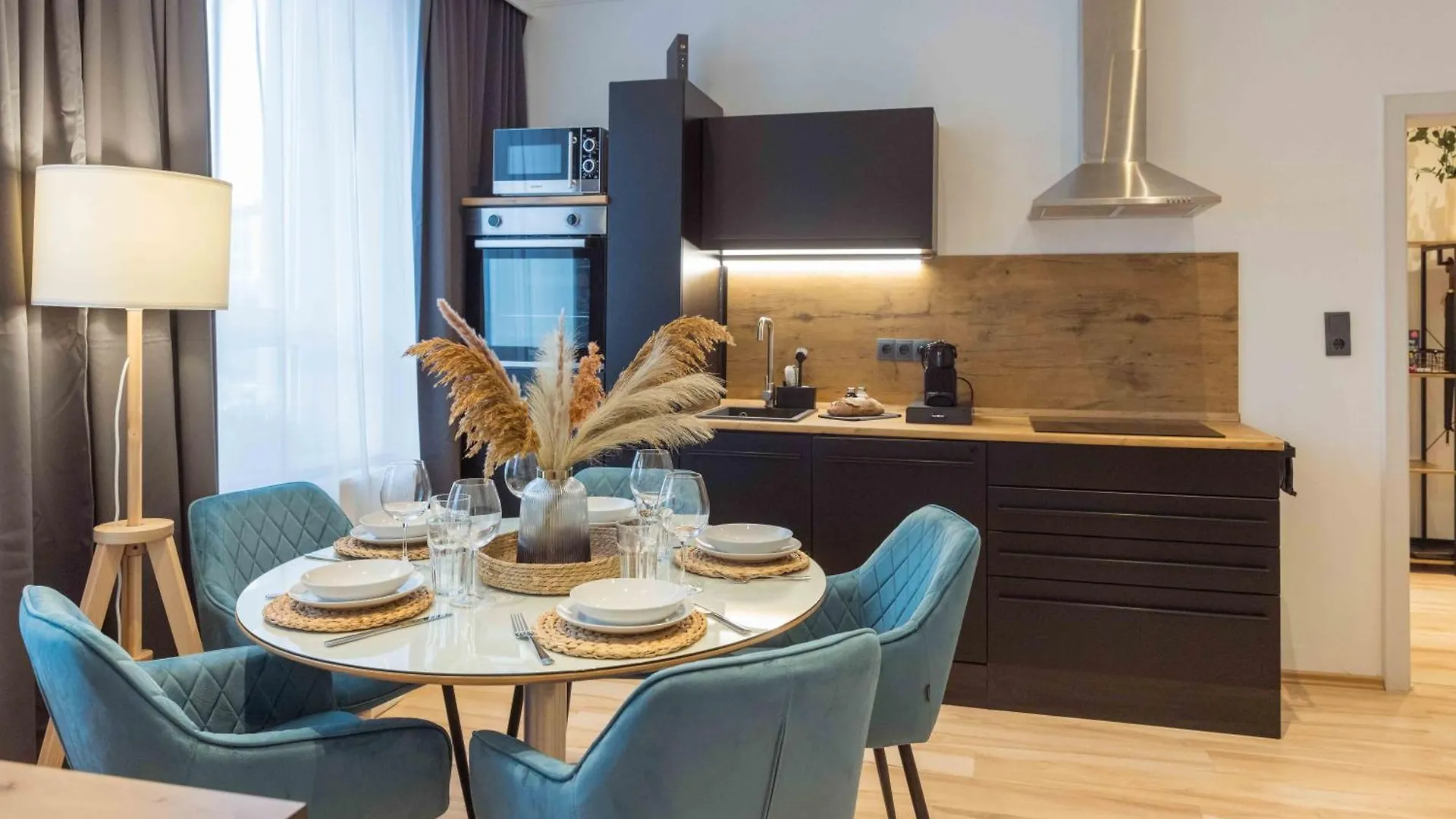 Schillerapartment Hof, Kueche, 24H Digital-Checkin, Parkplatz, Wlan250Mbit Hof  0*, Hof (Bavaria) Deutschland