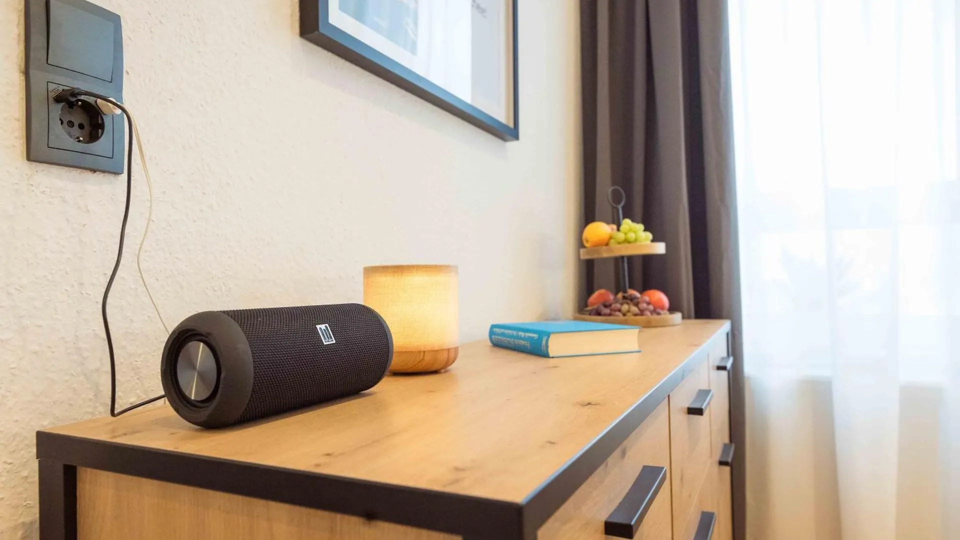 Schillerapartment Hof, Kueche, 24H Digital-Checkin, Parkplatz, Wlan250Mbit Hof